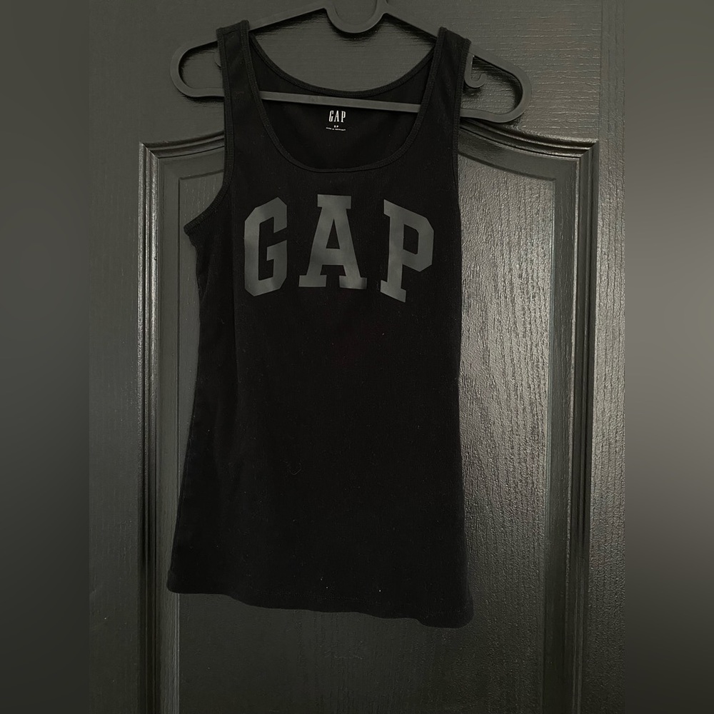 Gap tank top